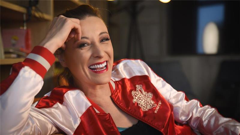 Musik, Comedy und Theater: Jahresauftakt im Kulturkraftwerk Paradiesvogel Annie Heger ist am 9. März mit einer ungewöhnlichen Buchlesung zu Gast.